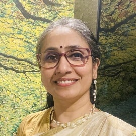 Dr. Vibhavari Naik headshot